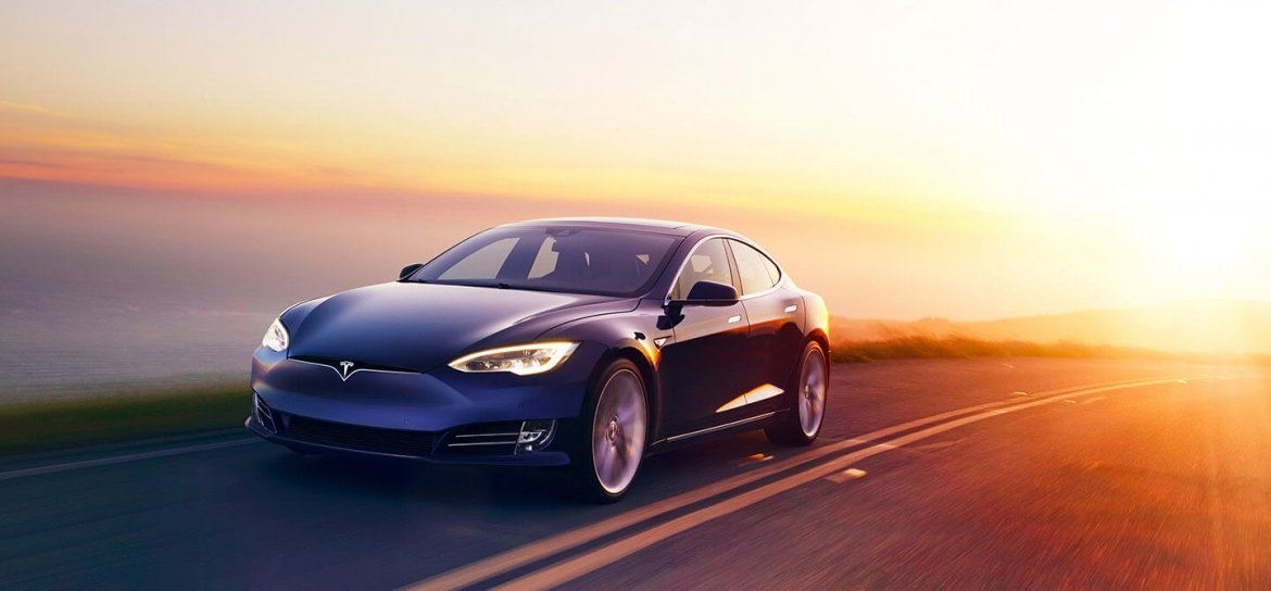 Tesla Model 3: co musisz wiedzieć o tym samochodzie