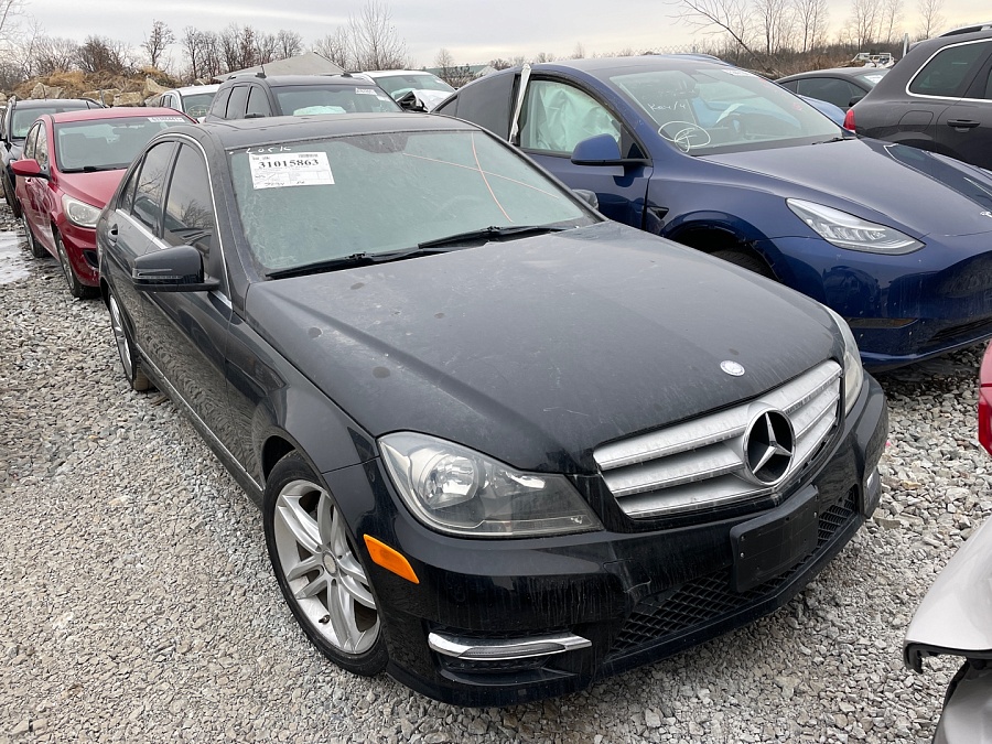 Mercedes-Benz C-Class C 250 2013 1.8L vin: WDDGF4HB2DR254973