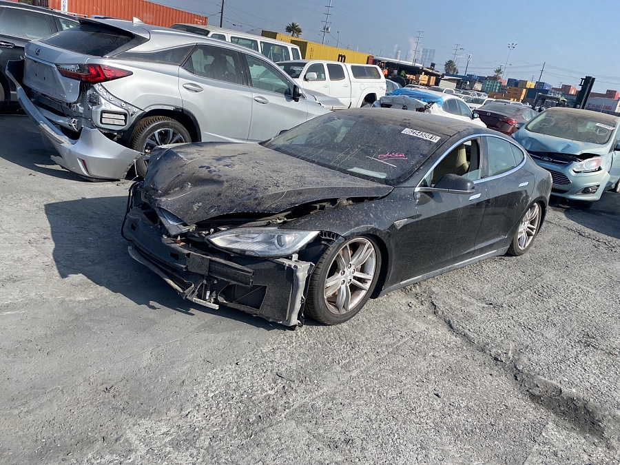 Tesla Model S 2013 Black vin: 5YJSA1CG6DFP03937