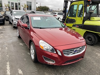 Volvo S60 T5 2013 2.5L vin: YV1612FS3D2208065