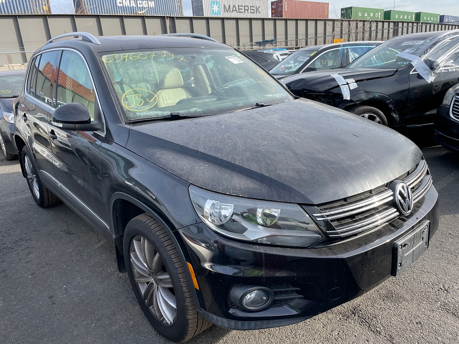 Volkswagen Tiguan S 2013 2.0L 4 vin: WVGBV3AX6DW052898