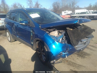 2017 Ford Escape Titanium vin: 1FMCU0JD9HUA36613