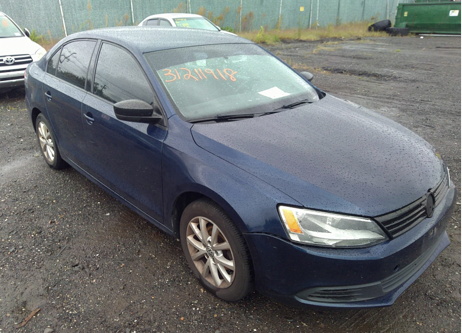 2014 Volkswagen Jetta Sedan S vin: 3VW2K7AJ2EM239604