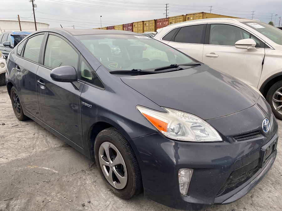 2015 Toyota Prius vin: JTDKN3DU4F1881569
