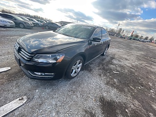 2015 Volkswagen Passat S vin: 1VWAS7A34FC110988 