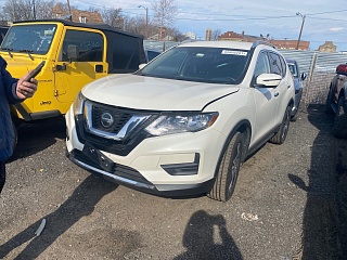 Nissan Rogue S 2019 White 2.5L 4 vin: JN8AT2MVXKW381843