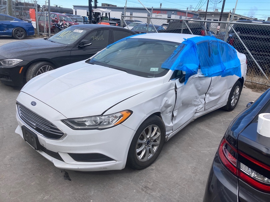 2017 Ford Fusion S vin: 3FA6P0G77HR231780