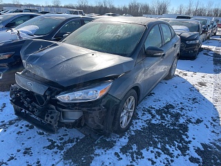2016 Ford Focus Se vin: 1FADP3F27GL397776