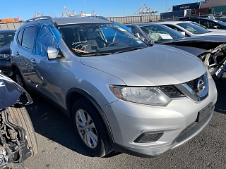 2015 Nissan Rogue S vin: KNMAT2MV4FP556177