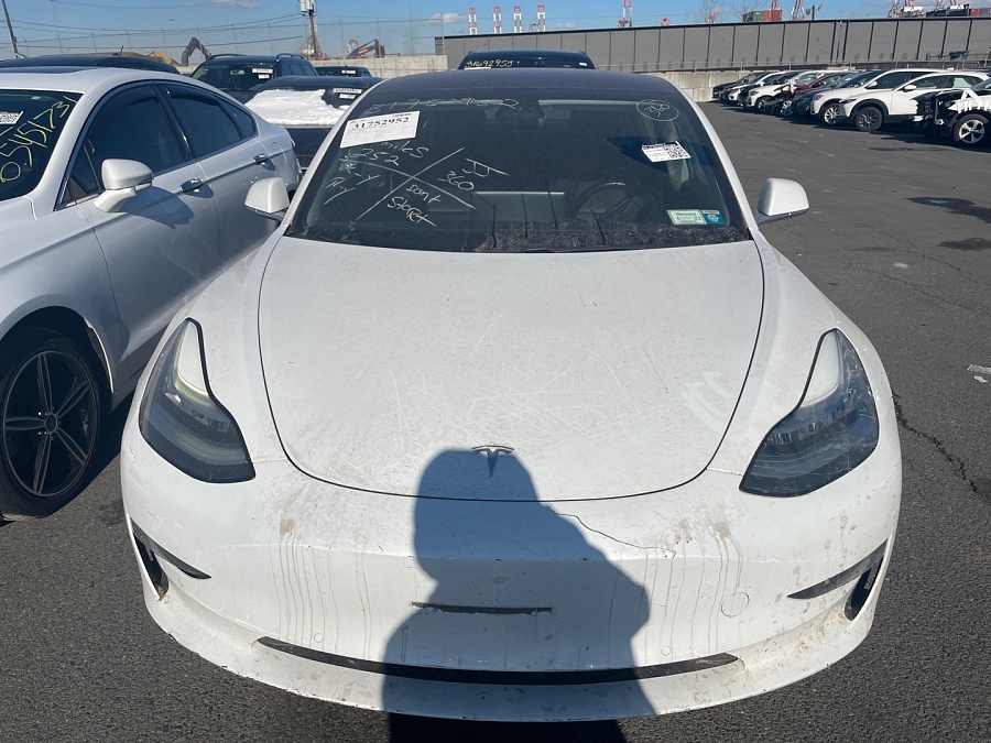 Tesla Model 3 Range Battery 2018 White MOTOR vin: 5YJ3E1EA3JF013804