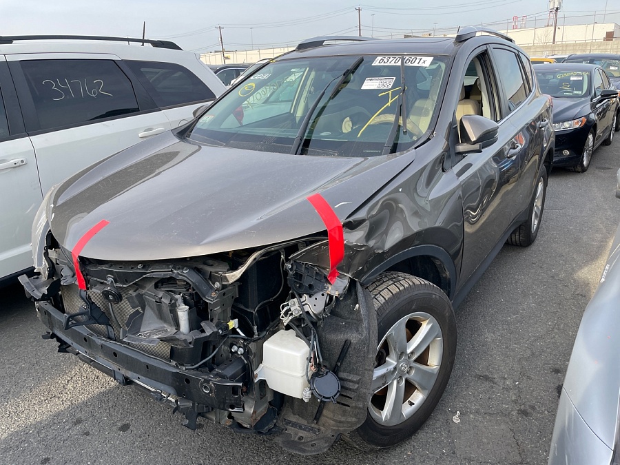 Toyota Rav4 Xle 2014 2.5L 4 vin: JTMRFREV8ED066889