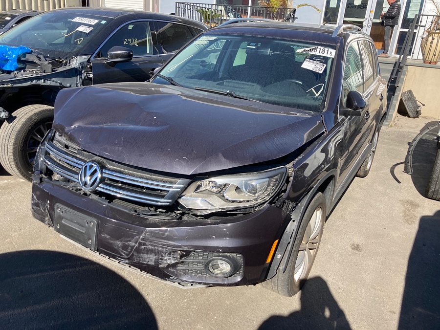Volkswagen Tiguan S 2016 Gray 2.0L 4 vin: WVGAV7AX0GW517747