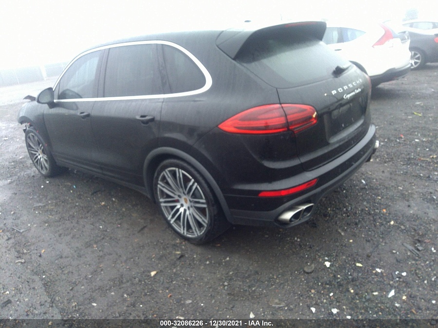 2016 Porsche Cayenne Vin: WP1AC2A24GLA88968