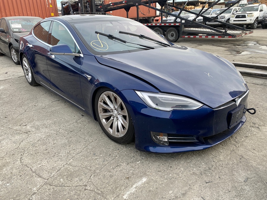 2018 Tesla Model S vin: 5YJSA1E24JF273970