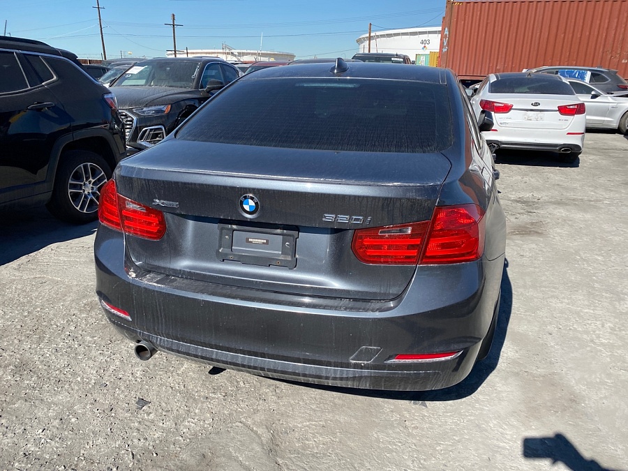 2015 Bmw 320 I Xdrive vin: WBA3C3C59FK200575