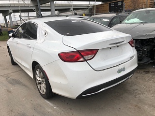 2015 Chrysler 200 C vin: 1C3CCCCB1FN544509 