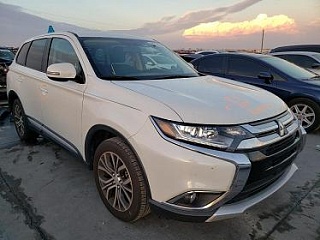 2018 Mitsubishi Outlander Se vin: JA4AD3A32JZ001211 