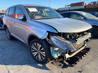 2019 Mitsubishi Outlander Es/se/sel/le vin: JA4AZ3A3XKJ001975