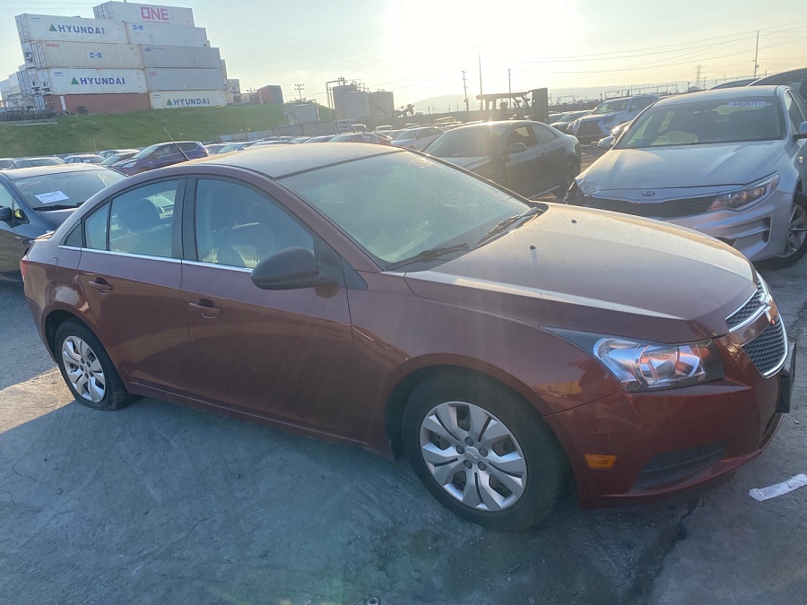 2012 Chevrolet Cruze Ls vin: 1G1PD5SH6C7234487