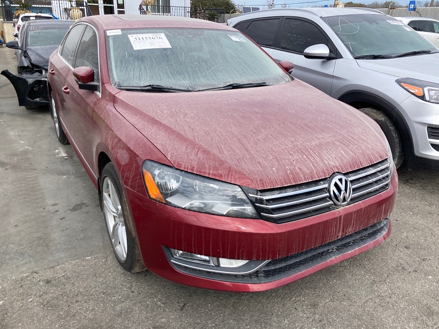 Volkswagen Passat 1.8T Se W/Sunroof & Nav 2015 1.8L vin: 1VWBS7A37FC025177