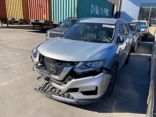 Nissan Rogue SL 2017 Silver 2.5L 4 vin: JN8AT2MT7HW405426