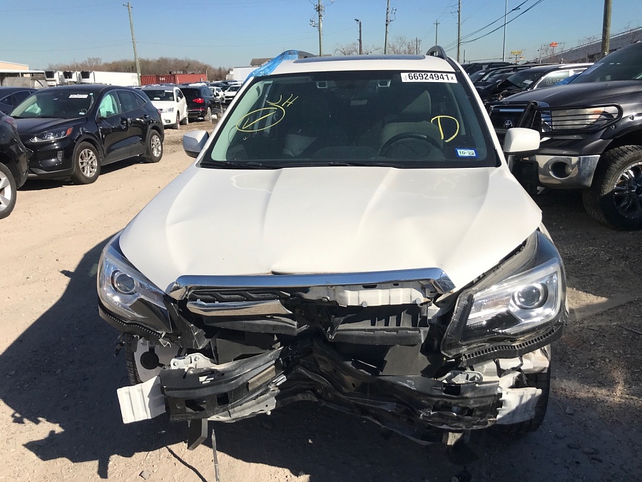 2018 Subaru Forester 2.5i Limited vin: JF2SJARC9JH465275