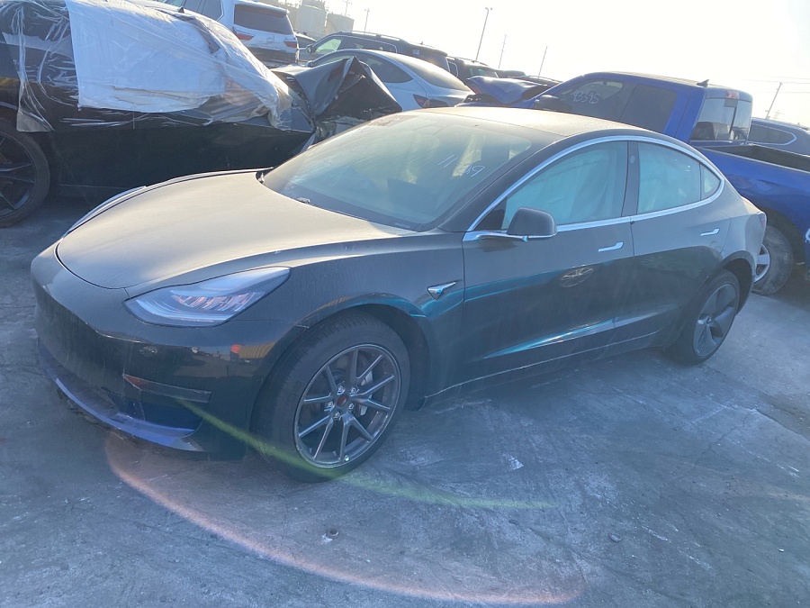 Tesla Model 3 Standard Range 2020 vin: 5YJ3E1EA0LF745682