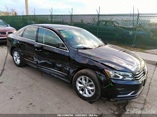 Volkswagen Passat 1.8T S 2017 Black 1.8L vin: 1VWAT7A31HC048370