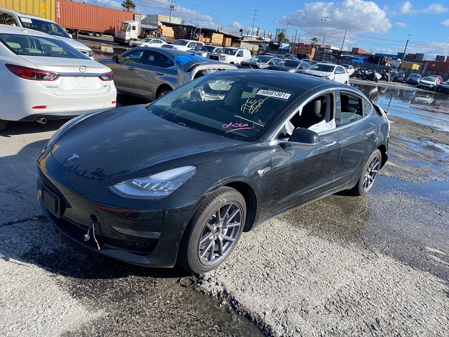 Tesla Model 3 2020 vin: 5YJ3E1EB9LF647422