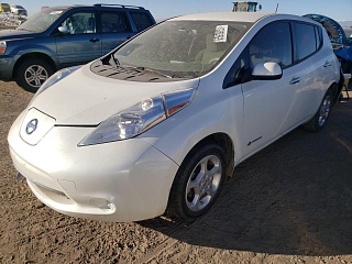 2015 Nissan LEAF 1N4AZ0CP1FC307399