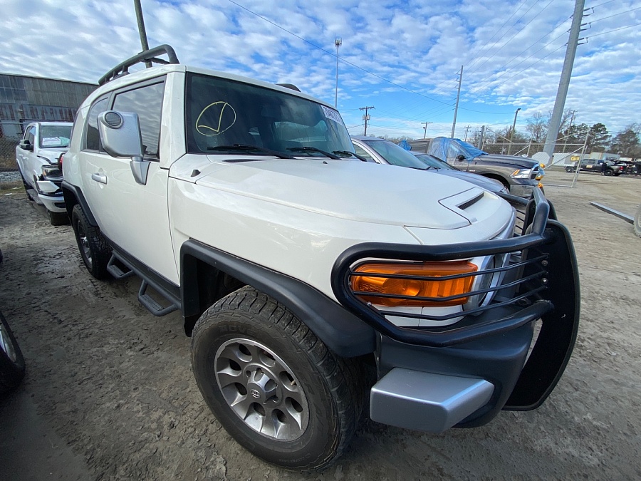 Toyota Fj Cruiser 2012 4.0L 6 vin: JTEBU4BF5CK144640
