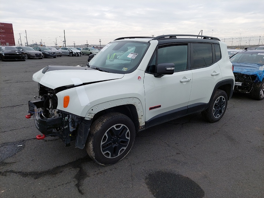Jeep Renegade Trailhawk 2016 2.4L vin: ZACCJBCT2GPC87633