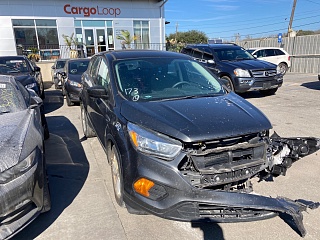 2017 Ford Escape S vin: 1FMCU0F70HUD34485