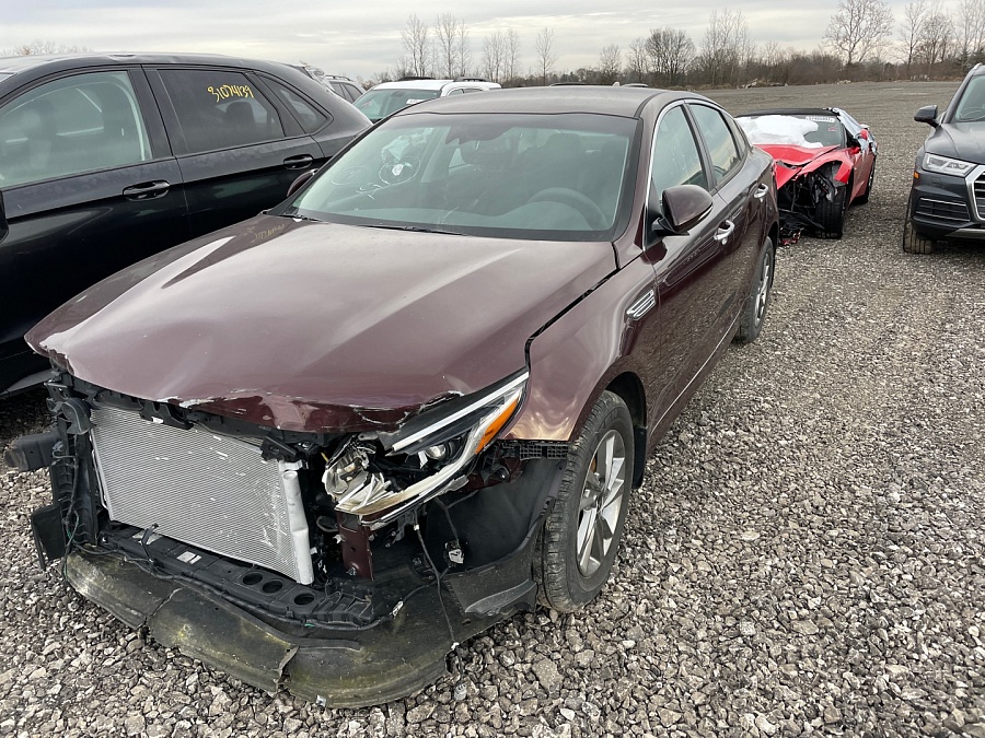 Kia Optima Lx 2019 2.4L vin: 5XXGT4L31KG375447
