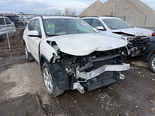 Jeep Compass Latitude 2018 White 2.4L 4 vin: 3C4NJDBB4JT112894