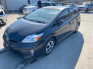 2014 Toyota Prius vin: JTDKN3DU1E1811963