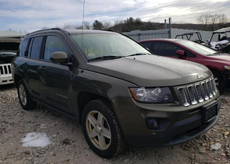 Jeep Compass Latitude 2015 Green 2.4L 4 vin: 1C4NJDEB1FD208202