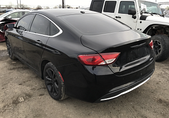 2015 Chrysler 200 Limited vin: 1C3CCCAB4FN633512 