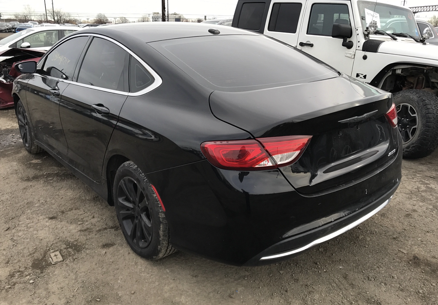 2015 Chrysler 200 Limited vin: 1C3CCCAB4FN633512 