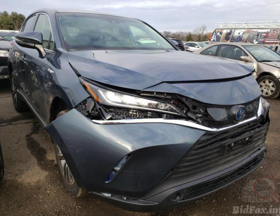 Toyota Venza Le 2021 Gray 2.5L 4 vin: JTEAAAAH0MJ057970