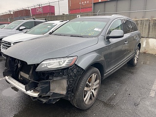 Audi Q7 Premium Plus 2013 3.0L 6 vin: WA1LMAFE5DD000708