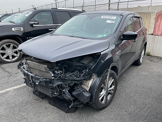 Ford Escape Se 2019 1.5L 4 vin: 1FMCU0GD2KUB64898