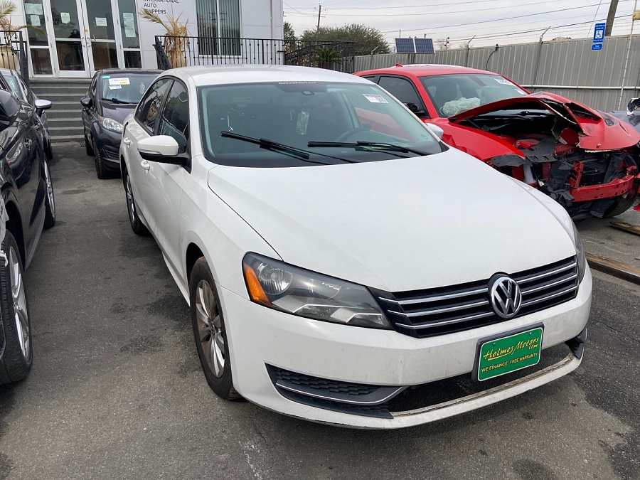 Volkswagen Passat S W/Appearance 2013 2.5L vin: 1VWAP7A38DC103881