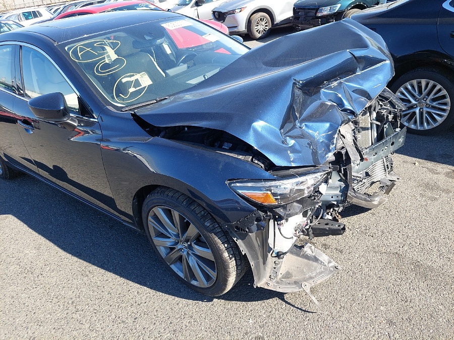 Mazda 6 Grand Touring 2018 2.5L vin: JM1GL1TY1J1317939