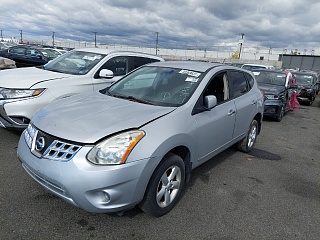 Nissan Rogue S 2013 Silver 2.5L 4 vin: JN8AS5MV3DW641717