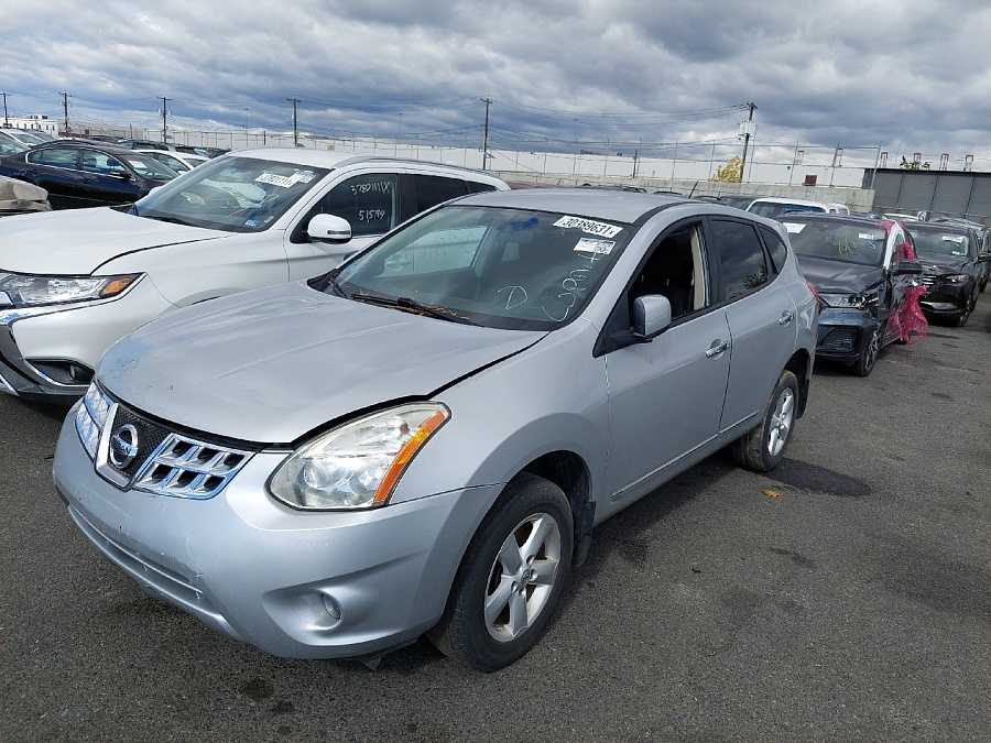 Nissan Rogue S 2013 Silver 2.5L 4 vin: JN8AS5MV3DW641717