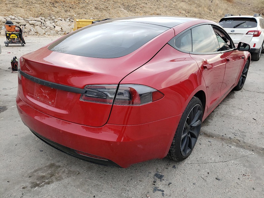 2017 Tesla Model S 5YJSA1E21HF227667
