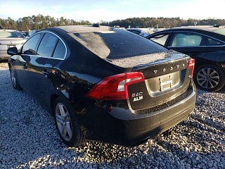 2015 VOLVO S60 PREMIER vin: YV126MFB4F1304128