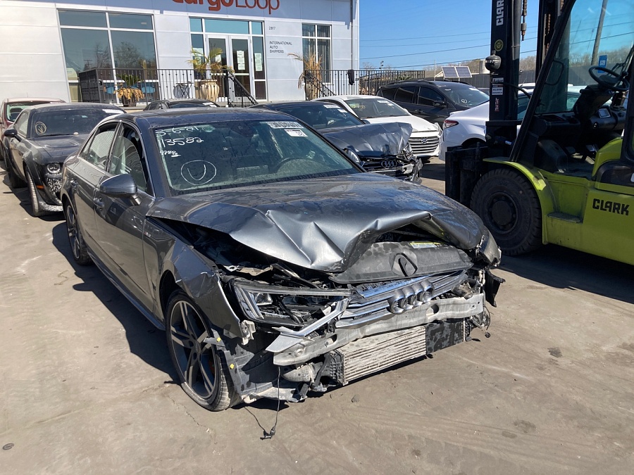 2017 AUDI A4 Vin: WAUENAF46HN066104