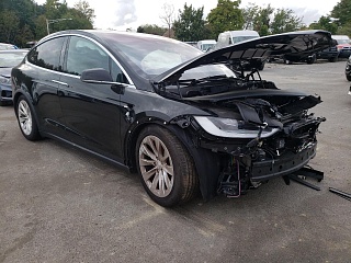 2020 Tesla Model X vin: 5YJXCBE21LF239803